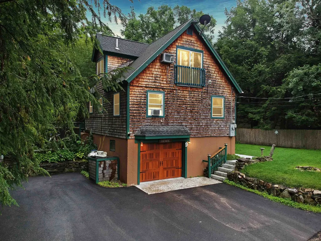9 Brookside Circle Moultonborough NH 03254