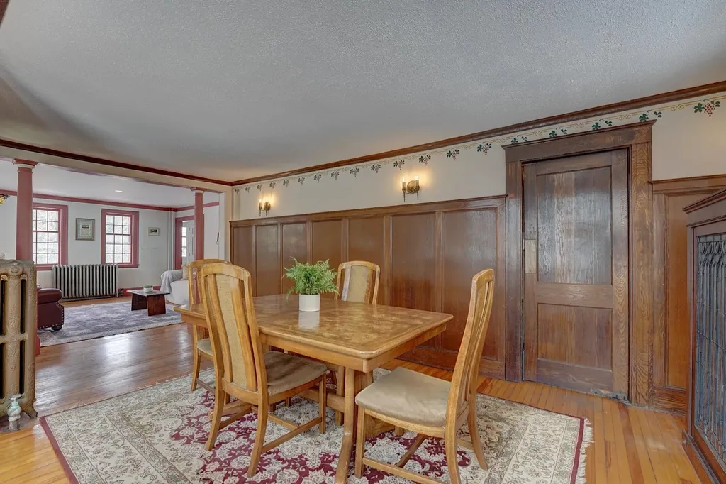14 Kensington Road Hampton Falls NH 03844