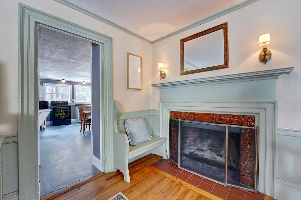 14 Kensington Road Hampton Falls NH 03844