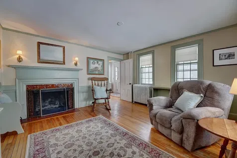 14 Kensington Road Hampton Falls NH 03844