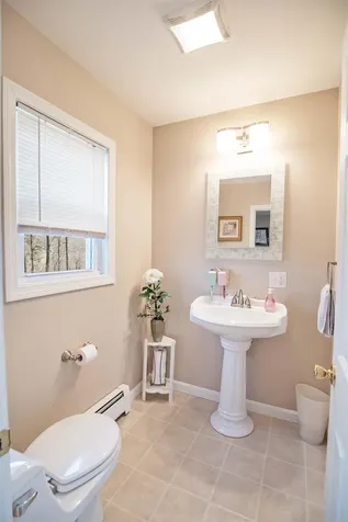 31 Leonard Avenue Hooksett NH 03106
