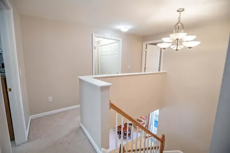 31 Leonard Avenue Hooksett NH 03106