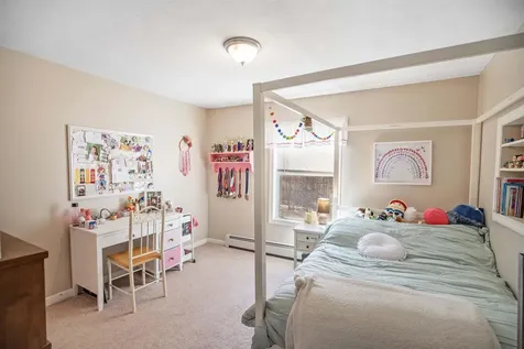 31 Leonard Avenue Hooksett NH 03106