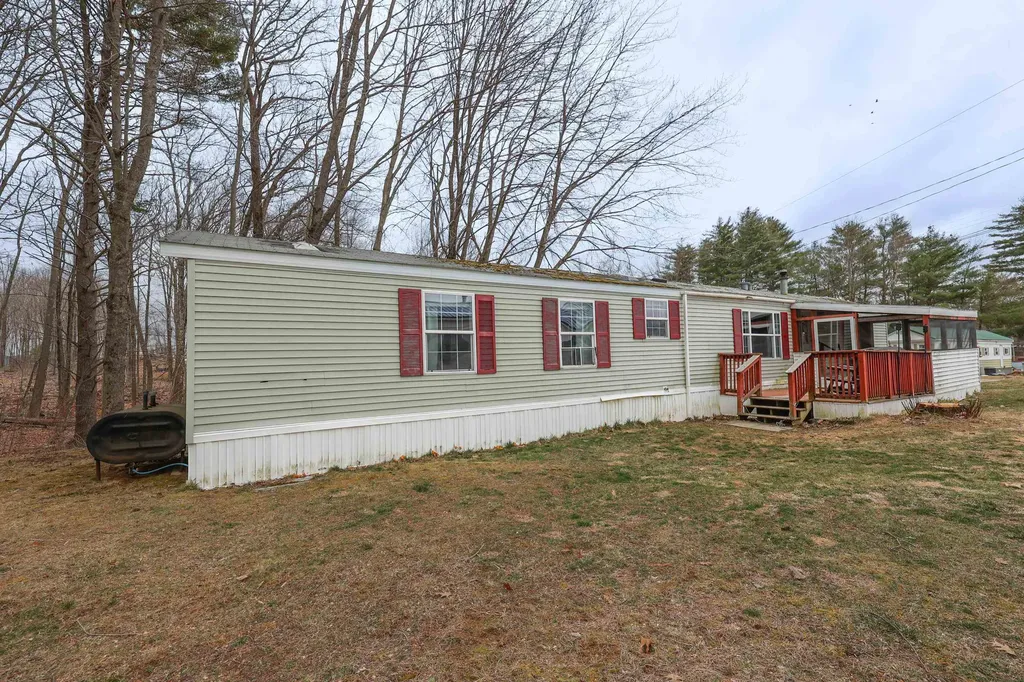 9 Sargent Place Gilford NH 03249