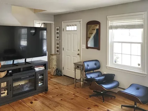 19 Wolf Road Lebanon NH 03766