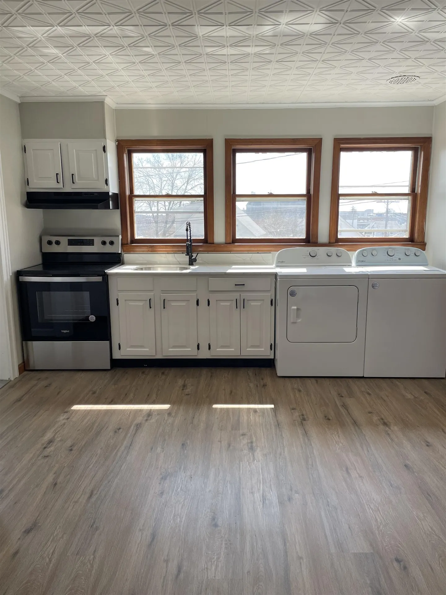 95 Chandler Street Nashua NH 03064