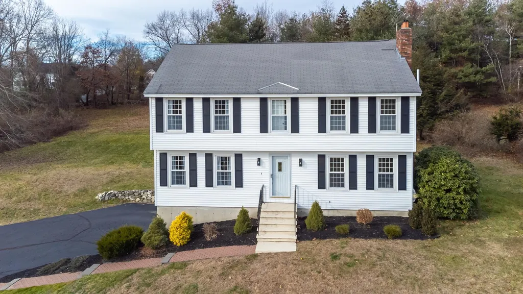 3 Grandview Road Windham NH 03087