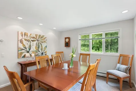 59 Loop Road Newfane VT 05345