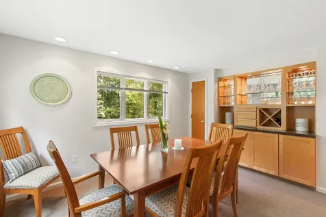 59 Loop Road Newfane VT 05345