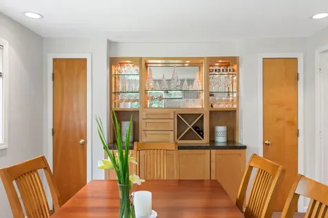 59 Loop Road Newfane VT 05345