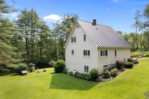 59 Loop Road Newfane VT 05345