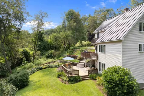 59 Loop Road Newfane VT 05345