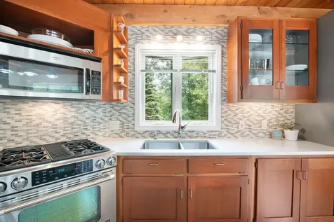 59 Loop Road Newfane VT 05345