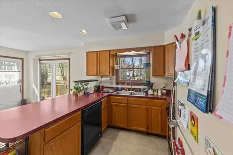 214/216 Grey Birch Drive Colchester VT 05446