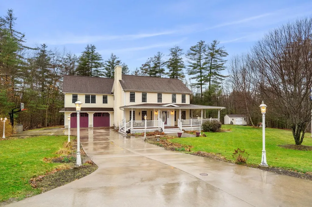 14 Lund Street Litchfield NH 03052
