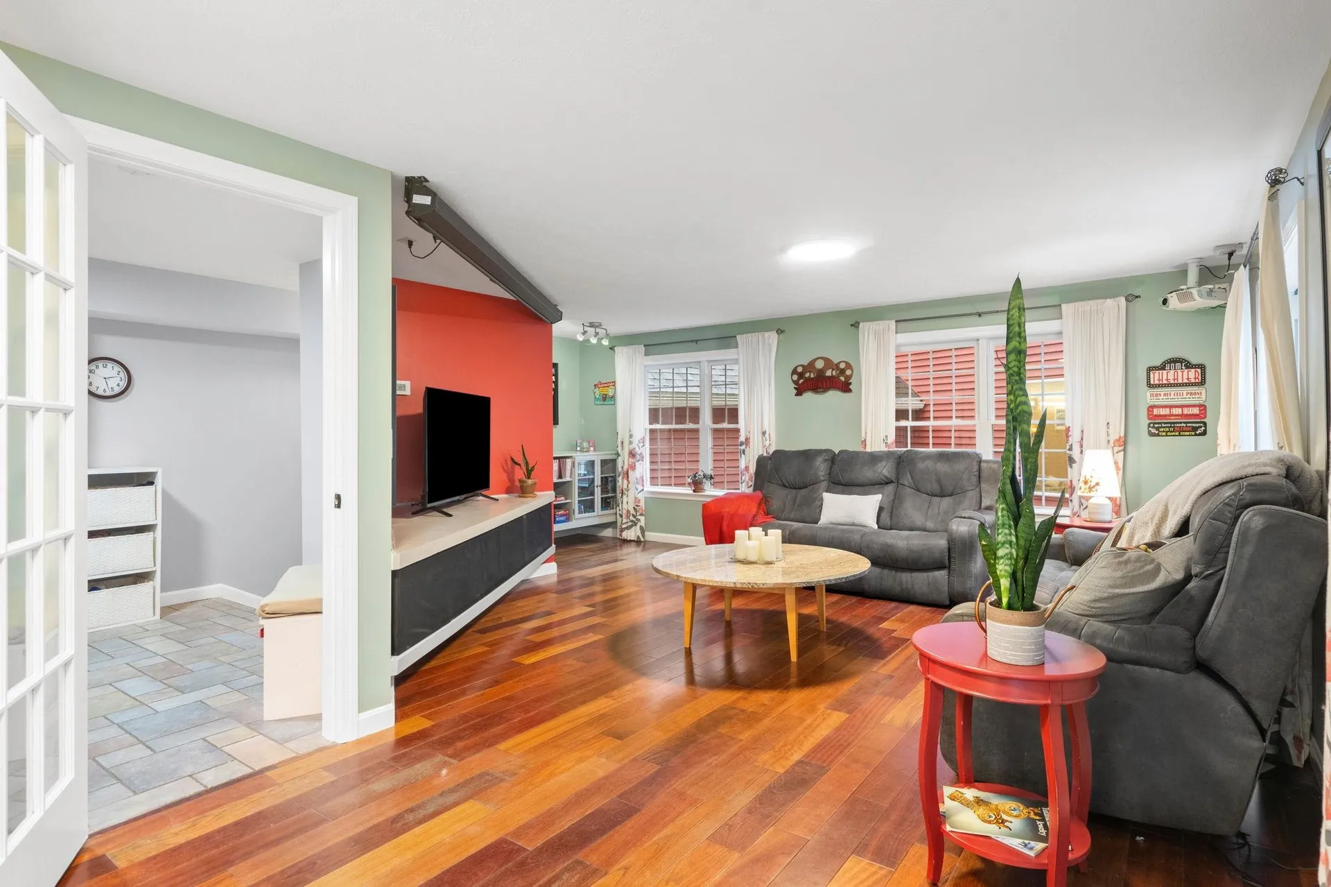 14 Lund Street Litchfield NH 03052