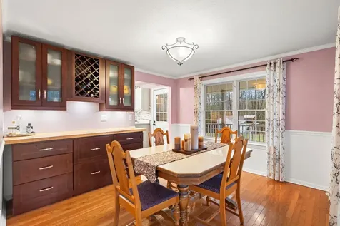 14 Lund Street Litchfield NH 03052