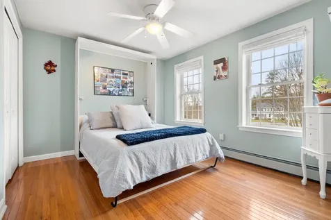 14 Lund Street Litchfield NH 03052