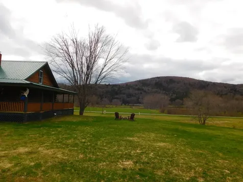 10 Pine Tree Circle Pittsburg NH 03592