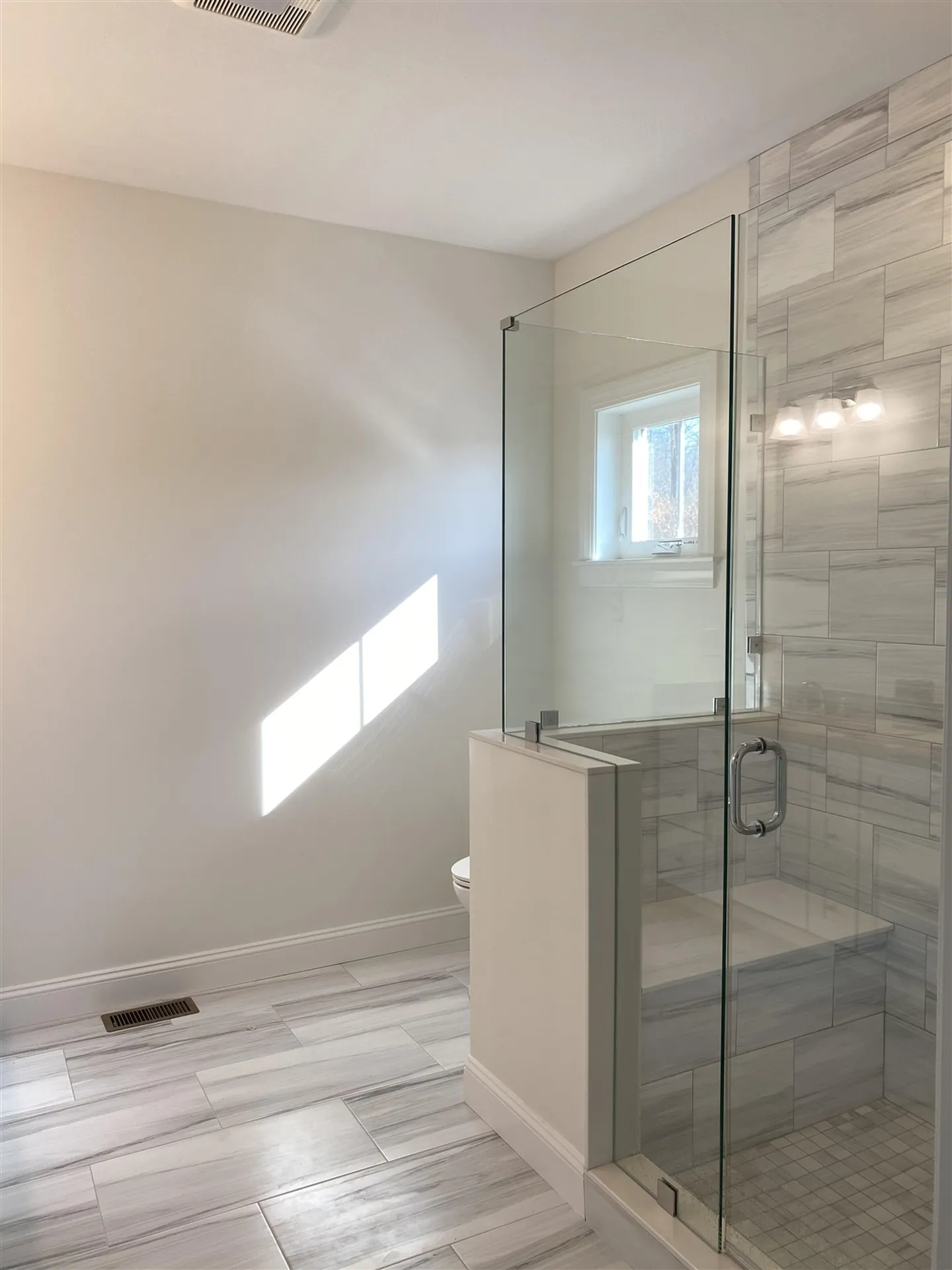 19 Brewster Heights Road Wolfeboro NH 03894