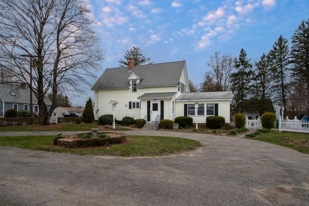 10 Acre Street Epping NH 03042