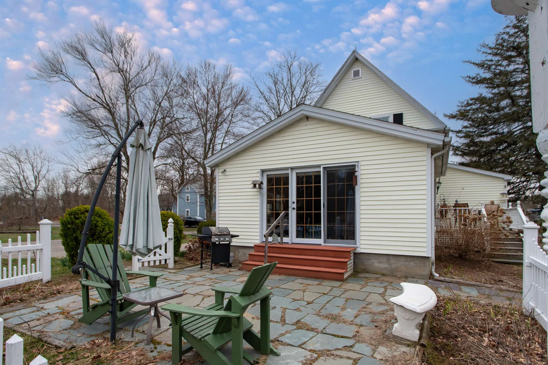 10 Acre Street Epping NH 03042