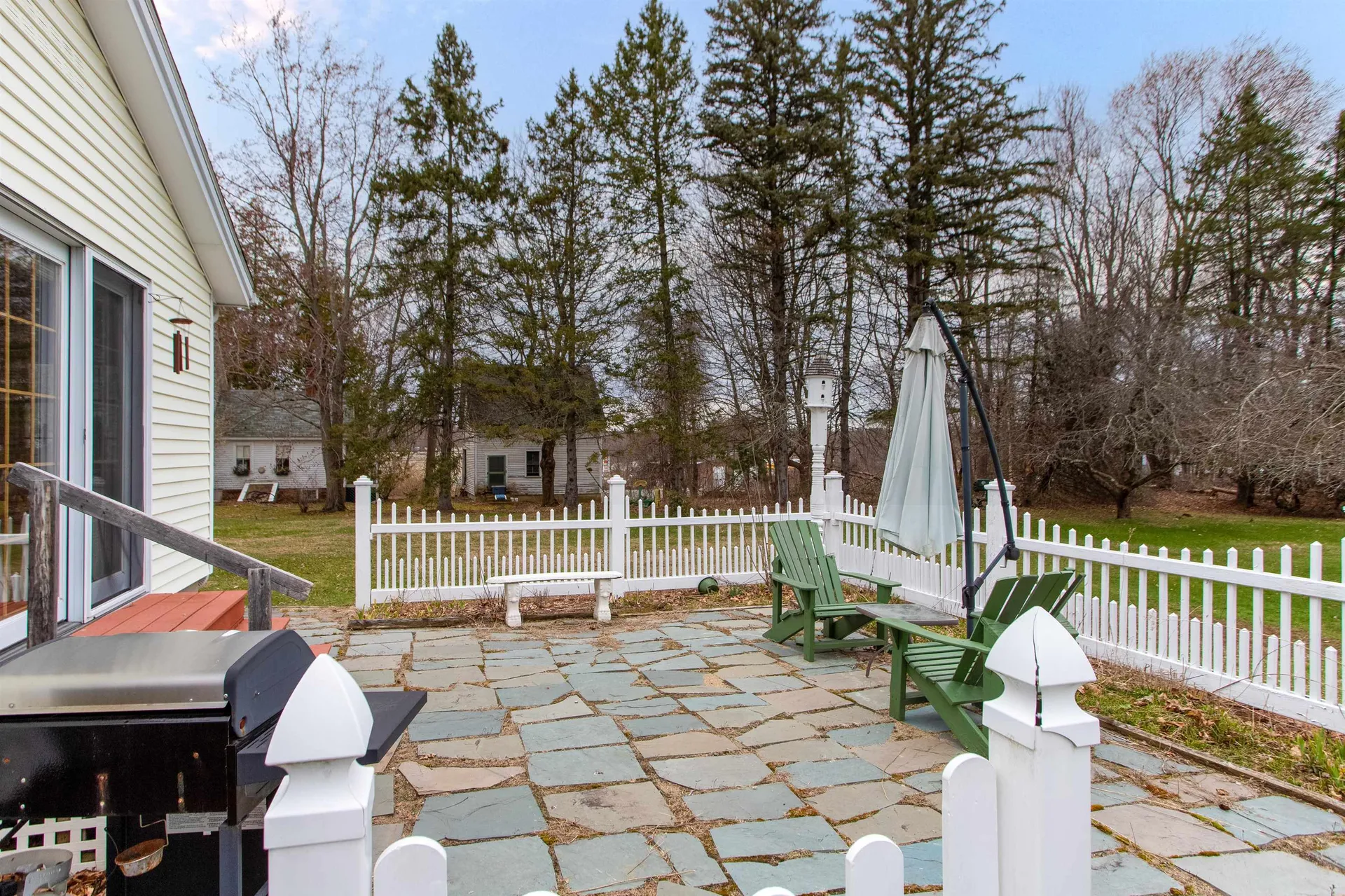 10 Acre Street Epping NH 03042