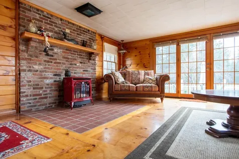 10 Acre Street Epping NH 03042