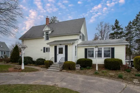 10 Acre Street Epping NH 03042