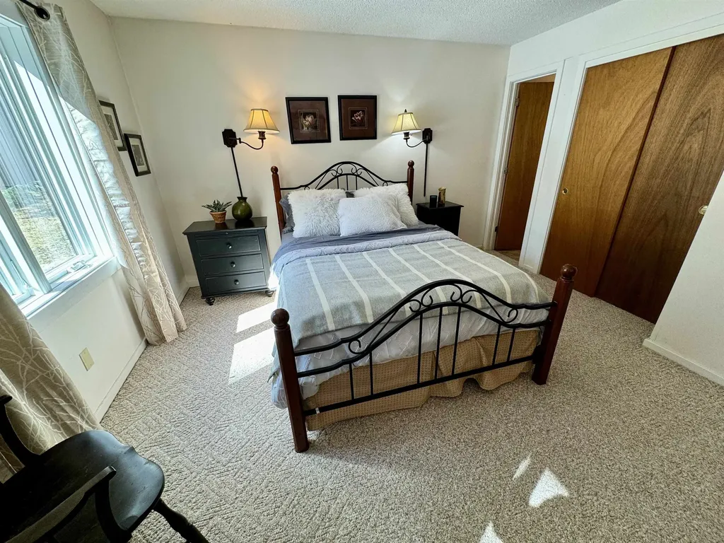 93 Snowside Drive Fayston VT 05673
