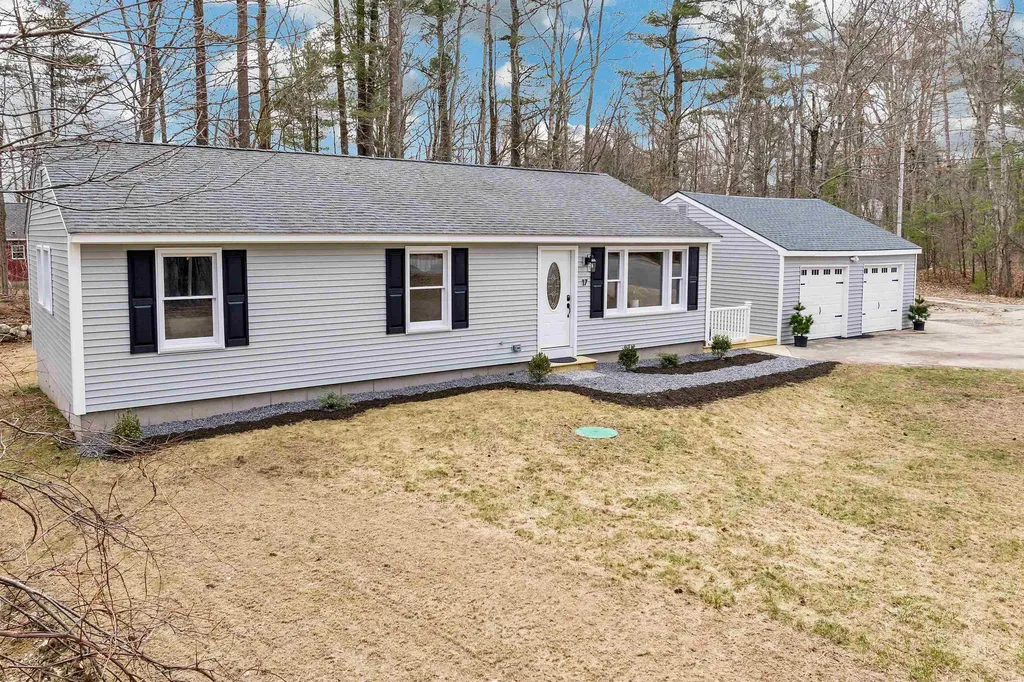 17 Abbey Road Raymond, NH Real Estate Property MLS 4990967