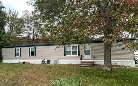 423 Sherwood Glen Somersworth NH 03878