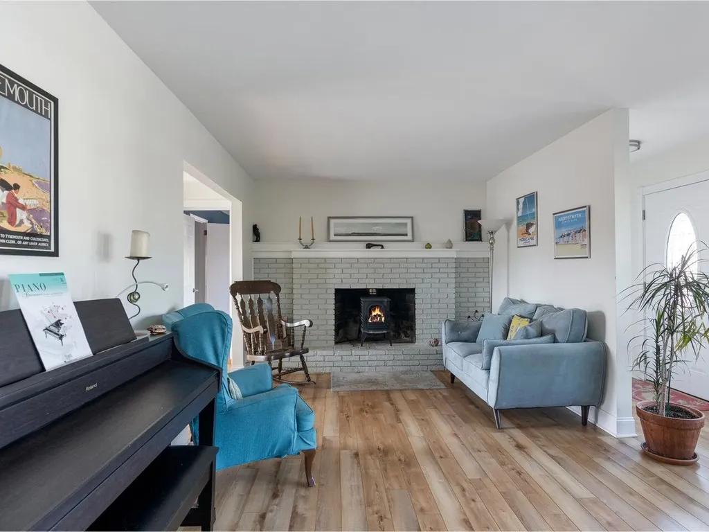 74 Barrett Street South Burlington VT 05403