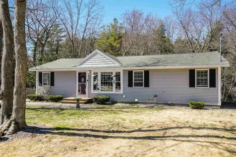 4 Bel Aire Avenue Merrimack NH 03054