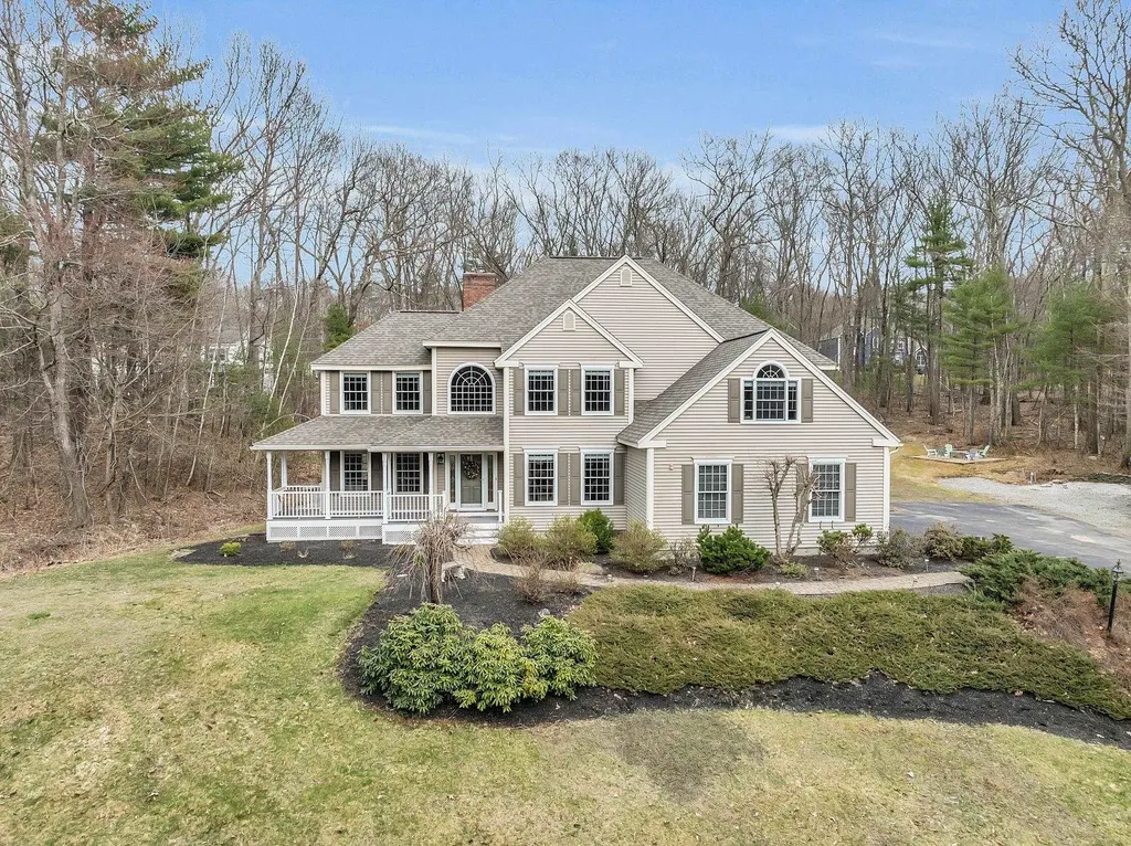 98 Shannon Road Atkinson NH 03811