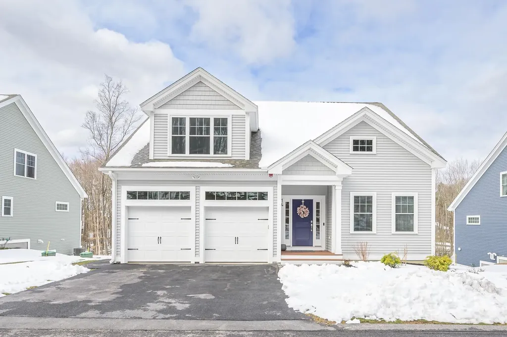 14 Colonial Run Atkinson, NH Real Estate Property MLS 4990978