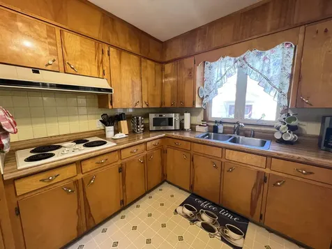 247 Cavendish Road Chester VT 05143