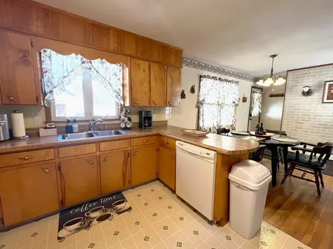 247 Cavendish Road Chester VT 05143