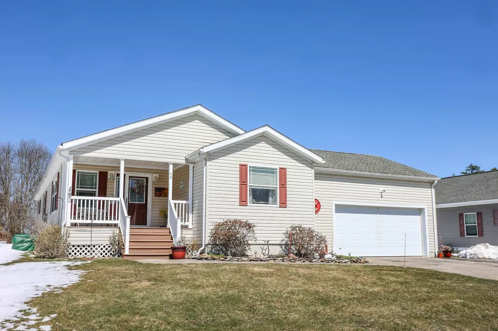 4990861 Fremont NH Real Estate 48 Tarah Way Fremont