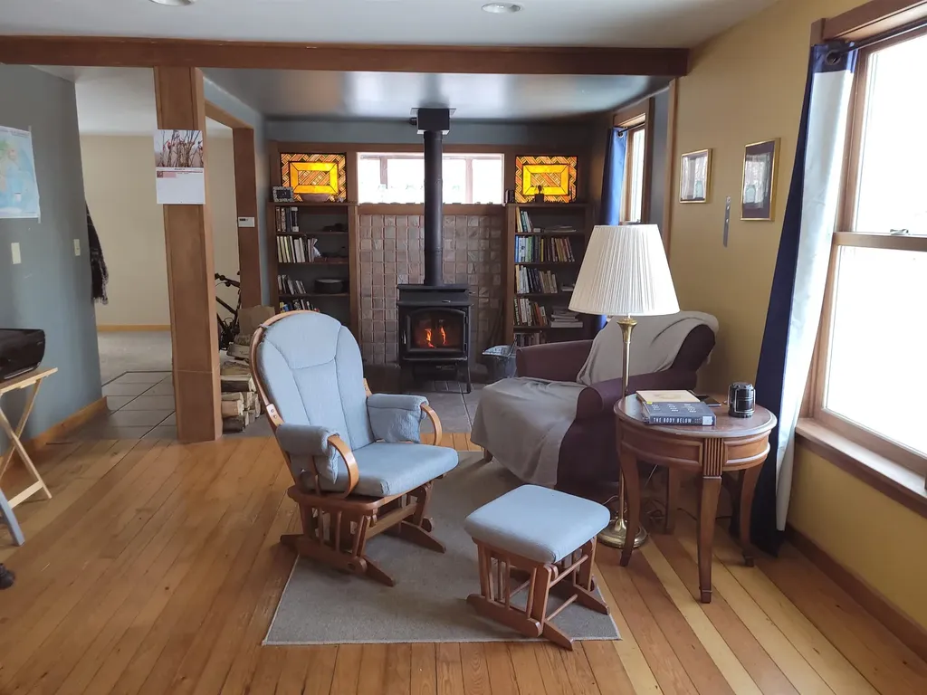 632 West Shore Road Cabot VT 05647-9799