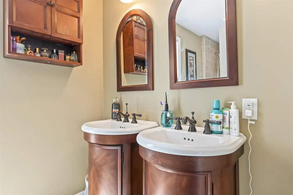 288 Meaderboro Road Farmington NH 03835