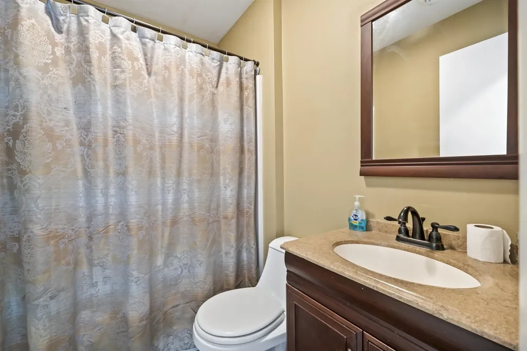 288 Meaderboro Road Farmington NH 03835