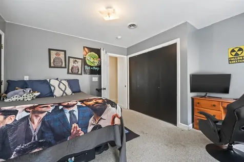 288 Meaderboro Road Farmington NH 03835