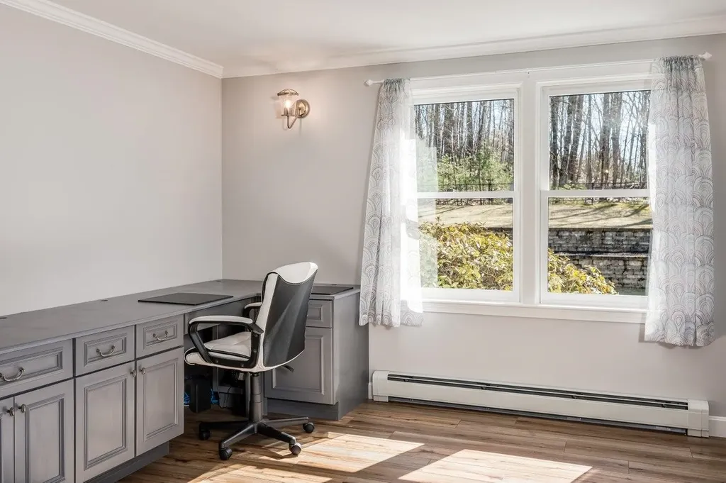 33 Spencer Lane Lee NH 03861