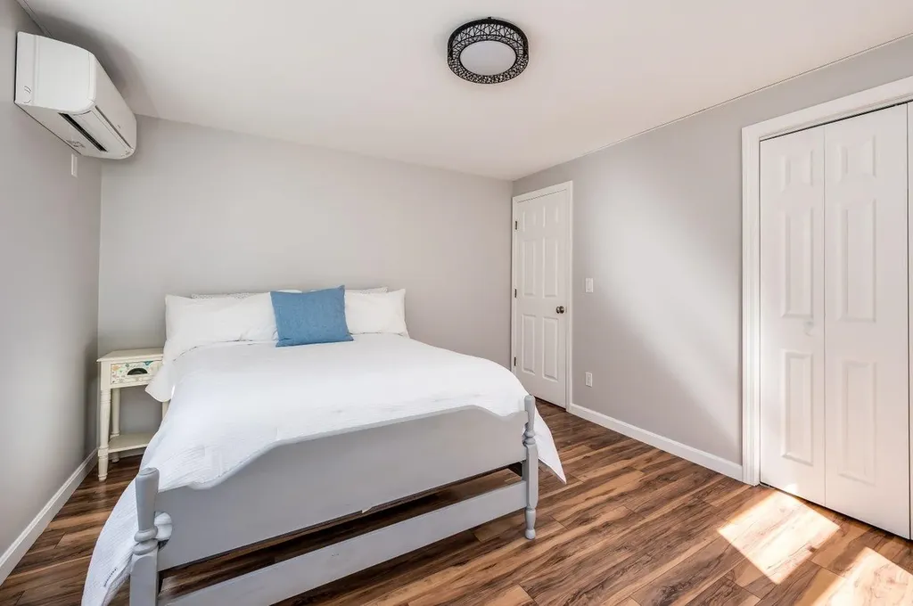 33 Spencer Lane Lee NH 03861