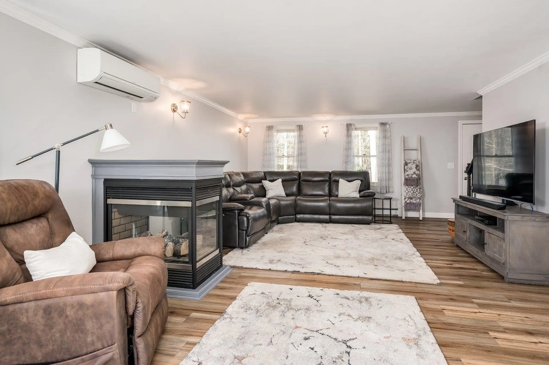 33 Spencer Lane Lee NH 03861