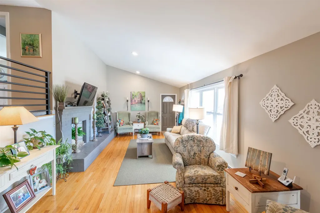 1114 South Bayley Hazen Road Ryegate VT 05042