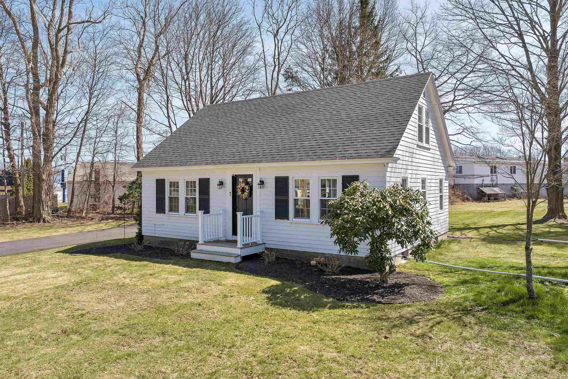 7 Pages Lane Seabrook NH 03874