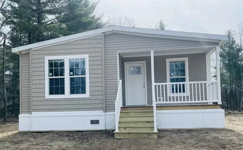108 Easy Street Highgate VT 05459
