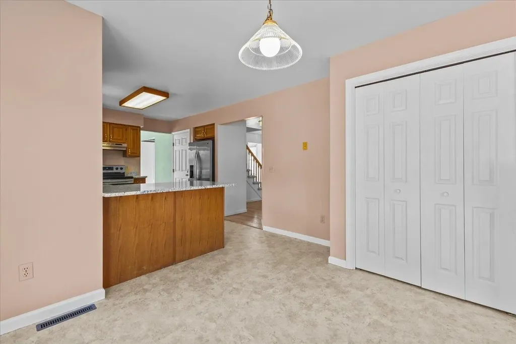 10 Fairview Drive Essex Junction VT 05452